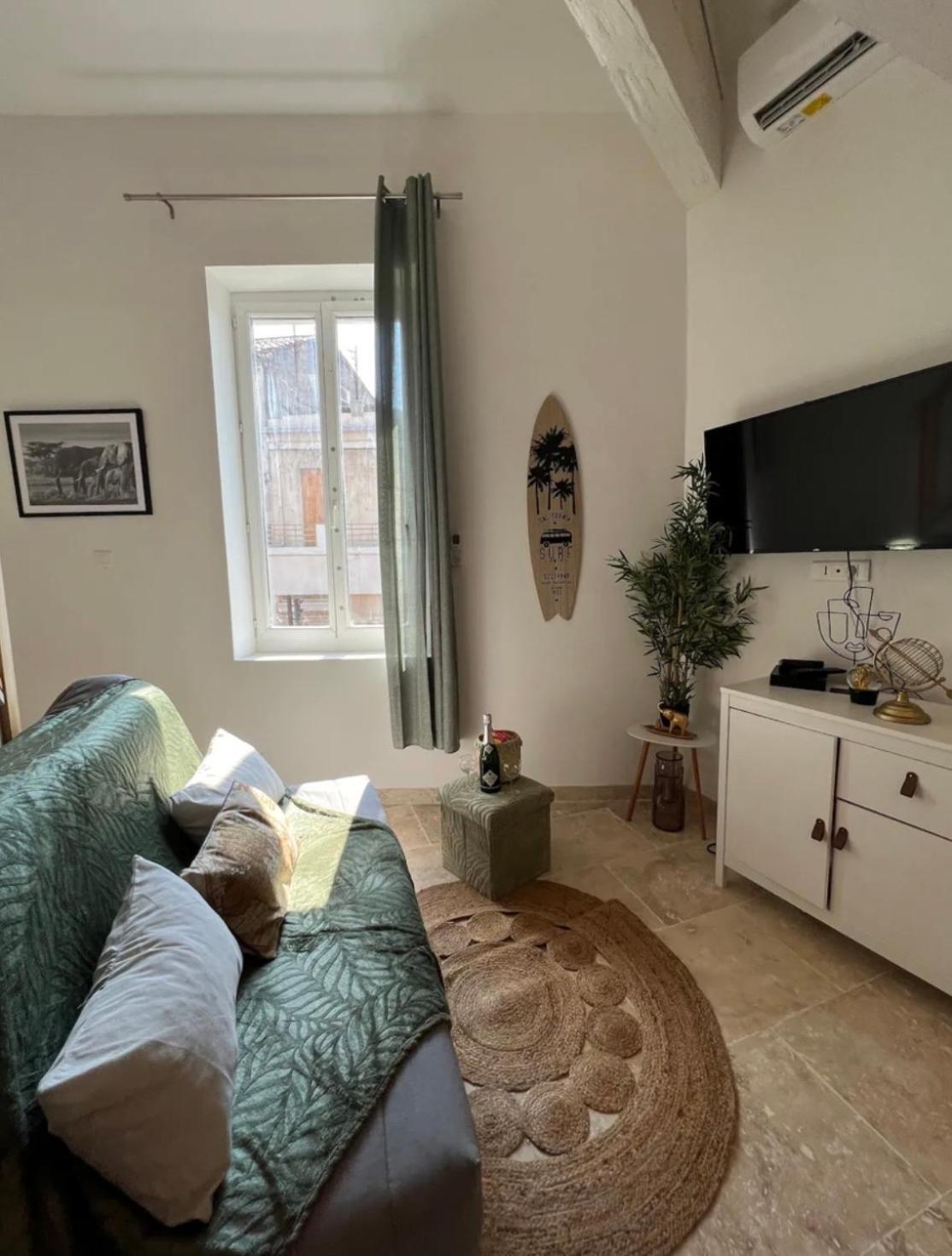 Duplex A 2 Pas De La Vielle Ville D Awinion Zewnętrze zdjęcie